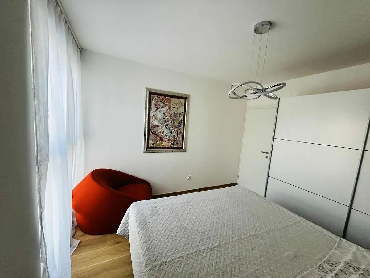 Charming Apartment Mari Znjan Split 0*,